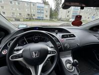 Honda Civic 5-dörrar 1.8 i-VTEC Sport Euro 4