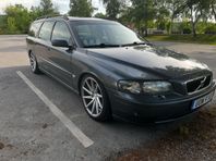 Volvo v70n 2,5t a-traktor