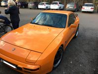 Porsche 944 S