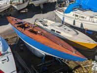 6mr Six meter vintage racing yacht, World cup winner