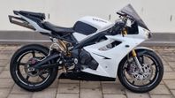 Triumph Daytona 675