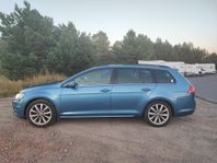 Volkswagen Golf 1.4 TSi 140hk | R-Line | Dragkrok | Sv-Såld