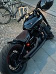 Unik Yamaha Dragstar XVS 650 – Proffsbyggd Bobber