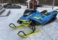 Skidoo summit X 850 154” -18