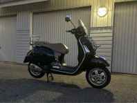 Vespa GTS 300