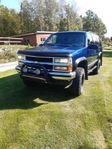 Chevrolet Tahoe 4-door 5.7 V8 4WD Hydra-Matic