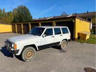 Jeep Cherokee 5-dörrar 4.0 4WD