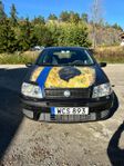 Fiat Punto  / Endast 9.600 mil. / STOR SERVAD / Ny Besiktad