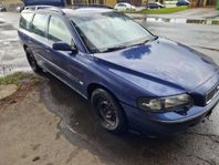 Volvo v70 D5 Awd och 2.4bensin delar