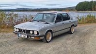 BMW E28 518i