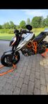 KTM Super Duke 1290 R - Akrapovic helssystem