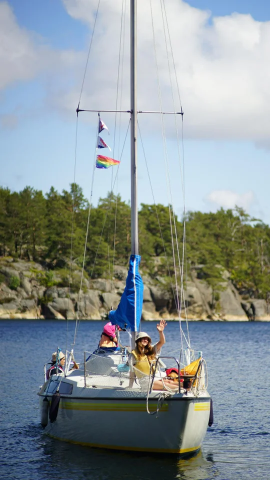 Fin Maxi 77 - Välutrustad och fri från giftig bottenfärg image