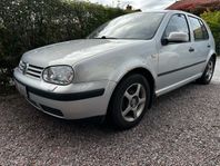 Volkswagen Golf 5-dörrar 1.6 Euro 3