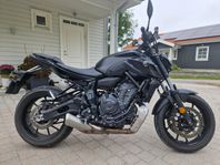 Yamaha MT-07 2023 TFT och blåtand