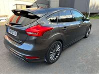 Ford Focus 1.0 EcoBoost ST-Line  Sommar & Vinterhjul