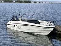 FINNMASTER S6, årsmodell 2022  med en Yamaha 150+Båttrailer