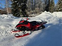 Lynx Xterrain Brutal 850 E-TEC -23