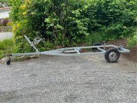 Båttrailer Fogelsta, båt Smögen 45 och Mariner motor