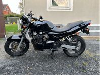 Kawasaki ZR750