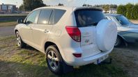 Toyota RAV4 2.2 D-4D 4x4 Euro 4