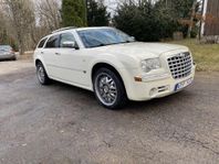 Chrysler 300C Touring 5.7 HEMI V8 AWD