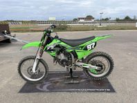 Cross 125:a Kawasaki 