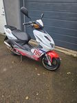 Yamaha Aerox 02 30-moped