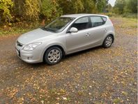 Hyundai i30 1.6 CRDi Euro 4 nybesiktad 