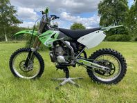 Kawasaki KX 250 Nyrenoverad TopSkick 