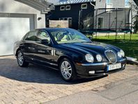 Jaguar S-Type 4.2 V8 / Nybesikt / Nyservad