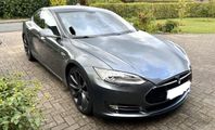 Tesla Model S p85 nybesiktad