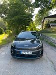 Kia Niro Advance Plus Tech, taklucka och skinnklädsel