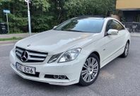 Mercedes-Benz E 250 Coupé, låga mil, panoramatak i toppskick