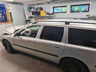 Volvo V70 2.4 T resevdelsbil/repobjek