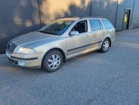 Skoda Octavia Kombi 2.0 FSI Euro 4