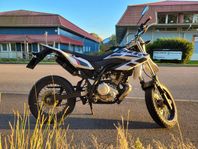 Fin Yamaha WR125x säljes