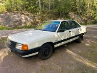 Audi 100 1.8