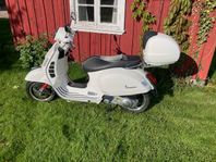 Vespa GTS Super 300