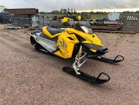 Ski-Doo MXZ 800 R