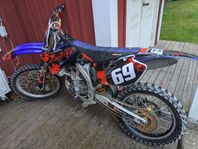 yamaha yz250f + reservdelshoj