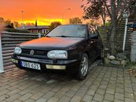 Volkswagen Golf 5-dörrar 2.9 VR6  syncro GDS