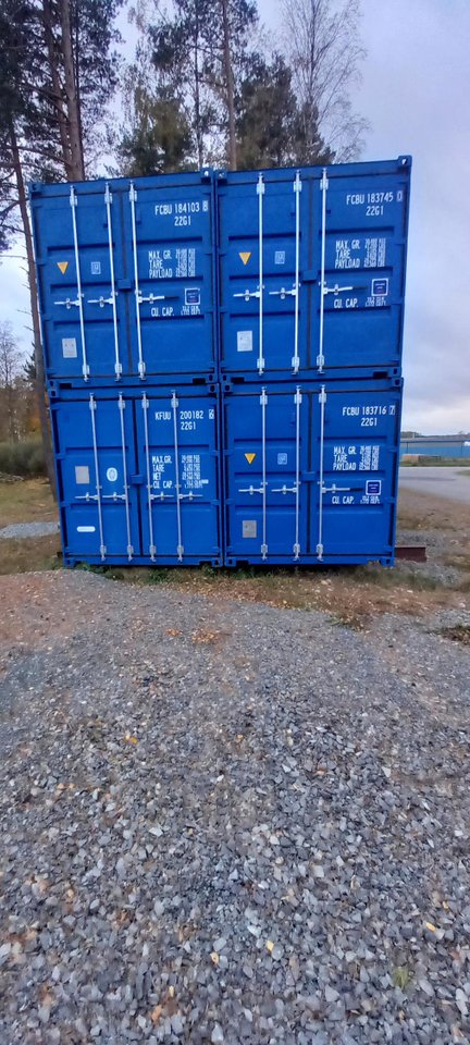 Container