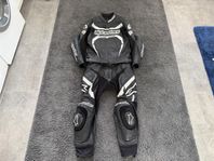 Alpinestars Motegi 2PC - strl. 52