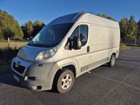 Peugeot Boxer Van 335 2.2 HDi