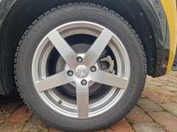 Image Brio Silver, däck: Goodyear UltraGrip Ice 2, 195/55R16