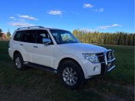 Mitsubishi Pajero 5-dörrar 3.2 Di-D 4WD