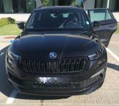 Skoda Kodiaq Sportline Black Magic 2.0 TDI 200 7 sits drag