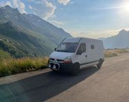 Ombyggd Campervan plåtis Renault Master