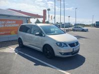 Volkswagen Touran 1.9 TDI NYBESIKTAD IDAG UTAN ANMÄRKNING