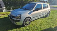 Renault Clio 5-dörrars Halvkombi 1.2 Expression